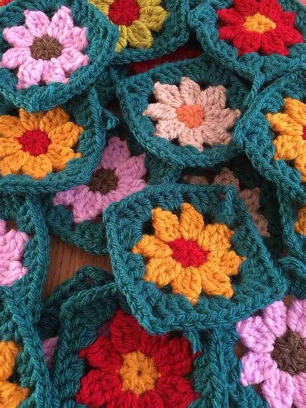 A Collection Of Vintage Crochet Granny Squares Desirable Crochet Motifs : A Collection Of 71 Simple Vintage Crochet Granny Squares Hexagons Triangle Motifs