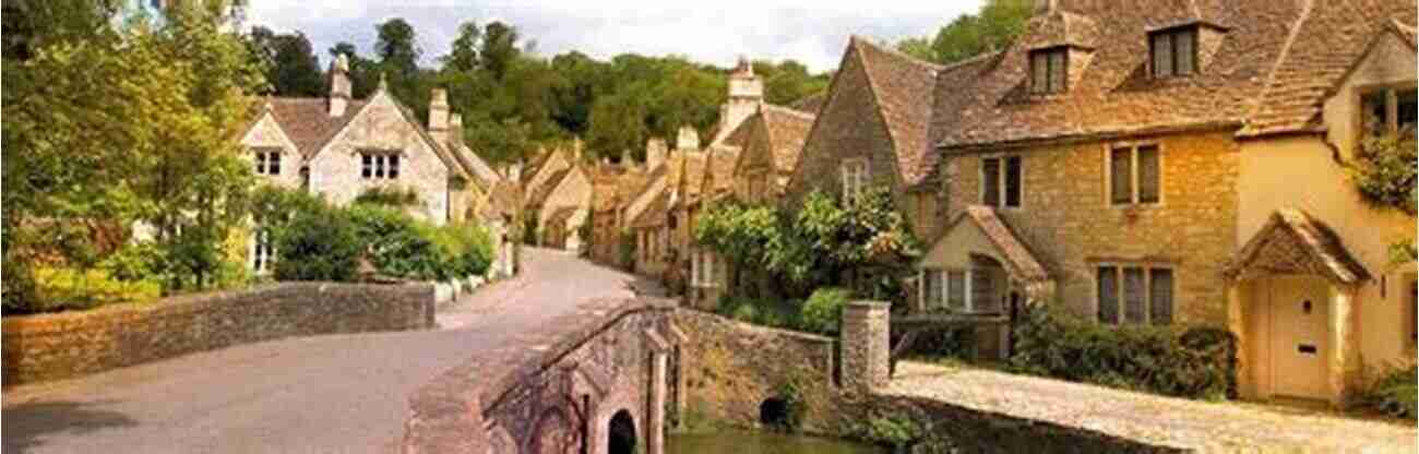 A Mesmerizing View Of A Castle Nestled In The Cotswolds Visitor S Guide To The English Cotswolds: 4th Edition