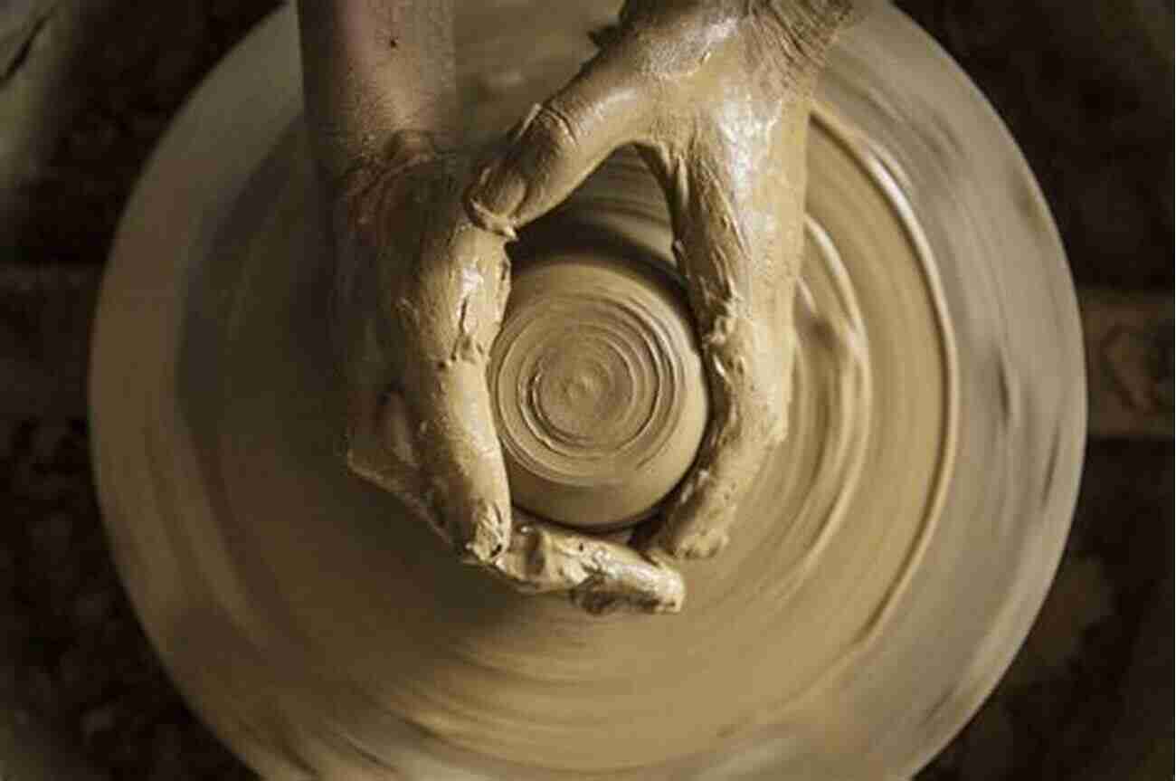 A Person Molding Clay On A Pottery Wheel 30 Arts Of Edo Tokyo: A Guide To The Best Hands On Cultural Experiences In Japan (Japan Travel Guide 4)