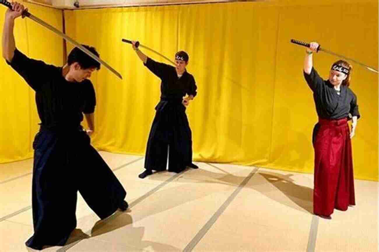 A Visitor Participating In A Samurai Sword Fighting Experience 30 Arts Of Edo Tokyo: A Guide To The Best Hands On Cultural Experiences In Japan (Japan Travel Guide 4)