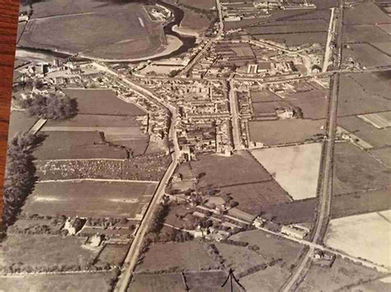 Aerial View Of Listowel, Ontario Listowel Ontario In Colour Photos: Saving Our History One Photo At A Time (Cruising Ontario 75)