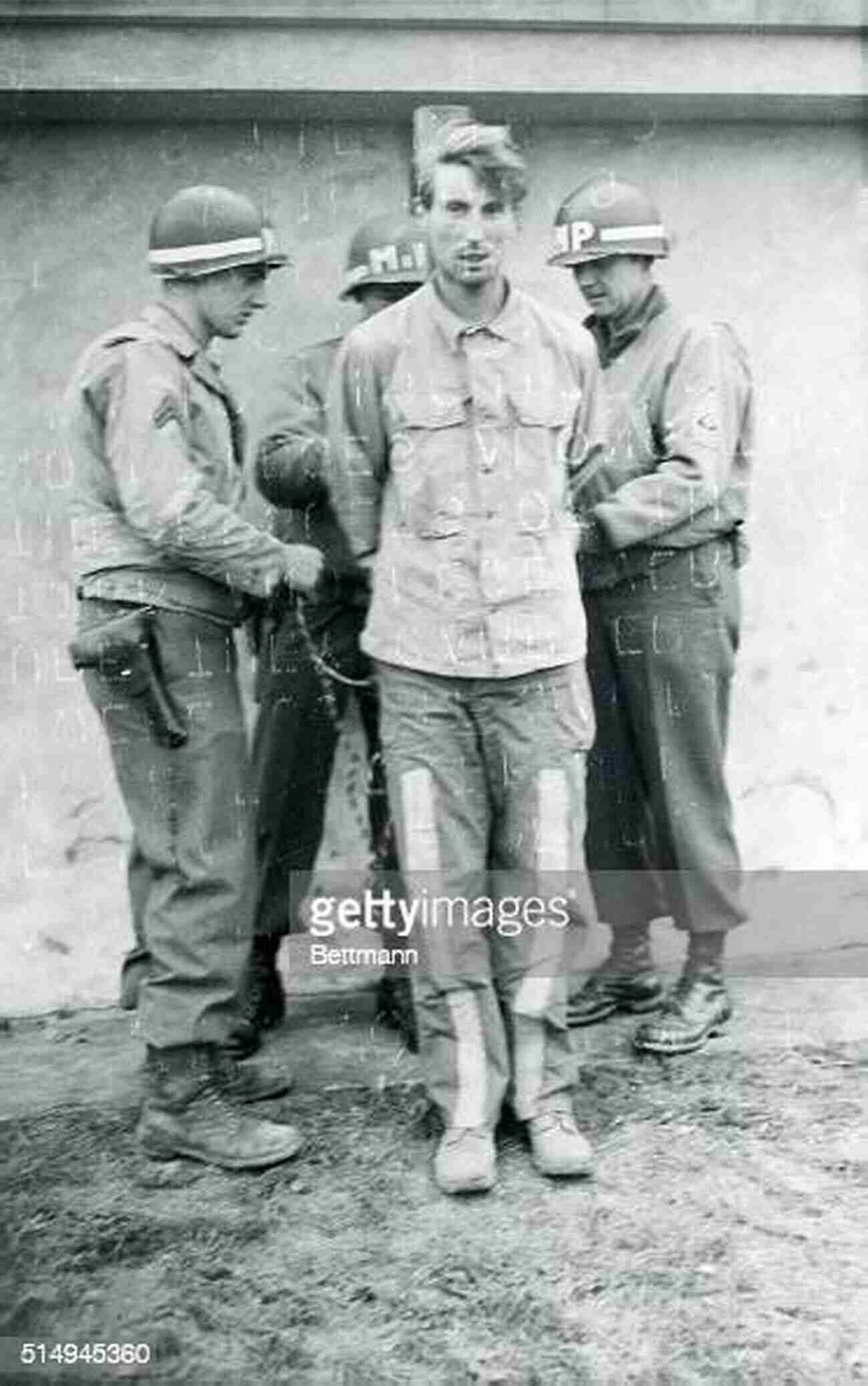 British Intelligence Officers Capturing German Spies Spies Of The Kaiser Plotting The Downfall Of England