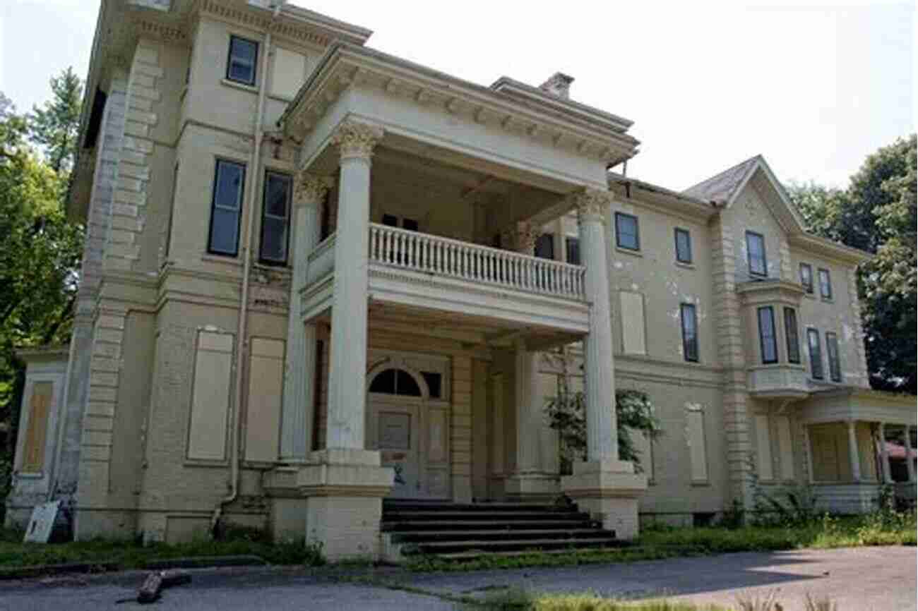 Cobourg Heritage Buildings Cobourg Ontario 1 In Colour Photos: Saving Our History One Photo At A Time (Crusing Ontario 225)