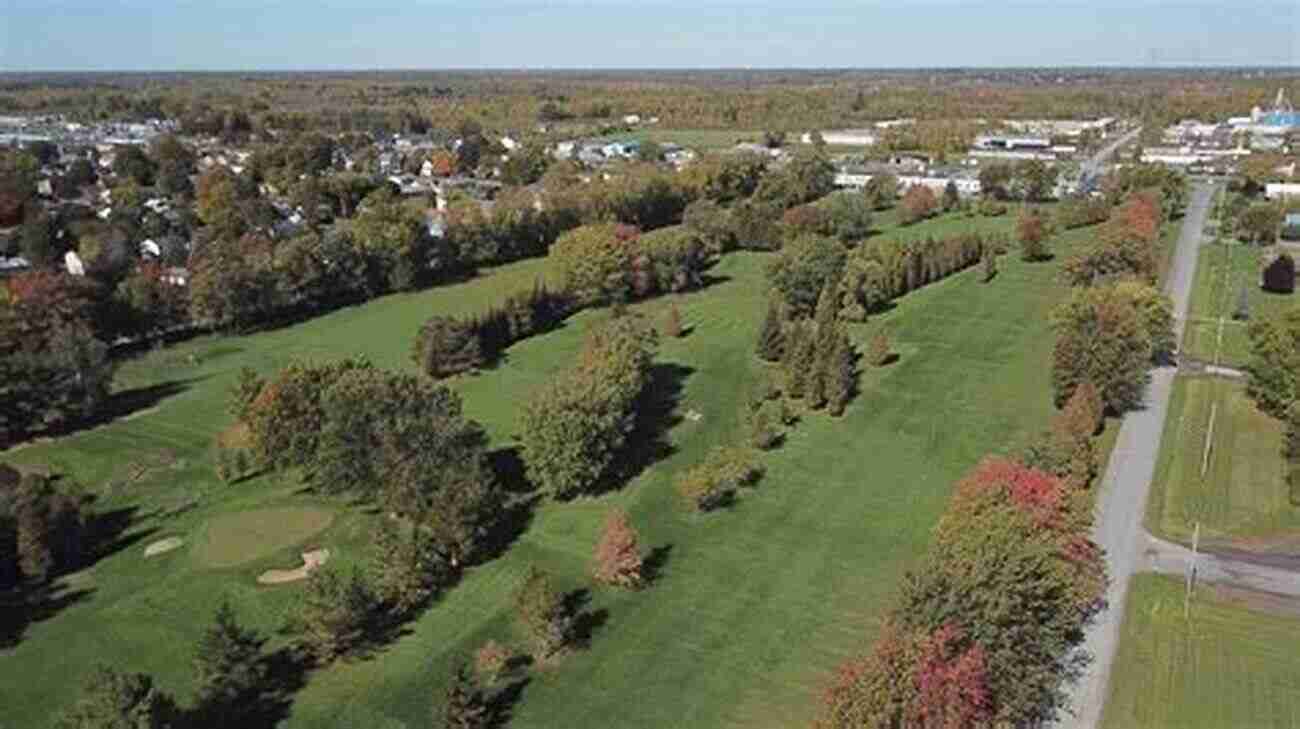 Morrisburg Ontario Golf Course With Stunning Autumn Colours Morrisburg Ontario In Colour Photos: Saving Our History One Photo At A Time (Cruising Ontario 156)