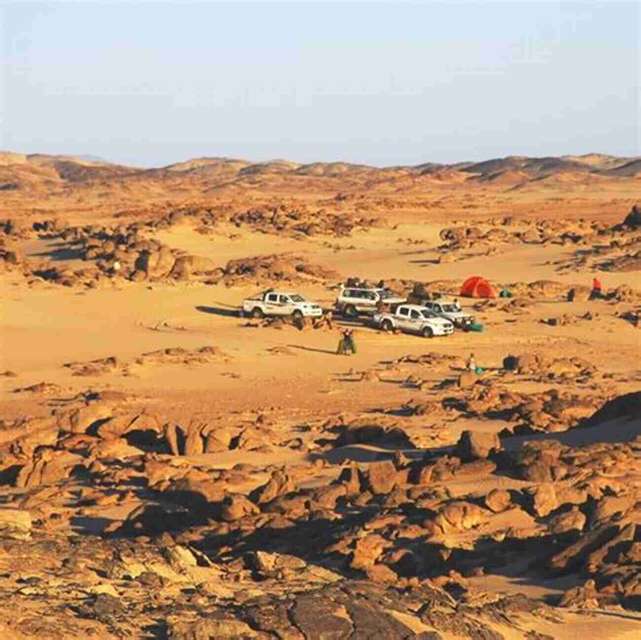 Nubian Desert Sudan Travel Guidebook: A Complete Guide For Traveling To Sudan