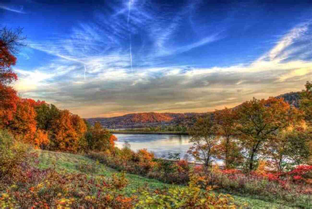 Scenic View Of Wisconsin River 600 MILES OF CANOEING: WISCONSIN AND ILLINOIS RIVERS (DOWN HISTORIC WATERWAYS 1)