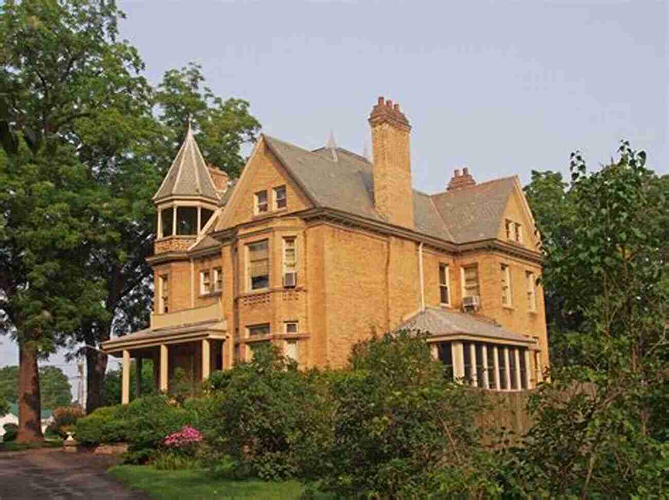 Strathroy, Ontario In Colour Strathroy Ontario In Colour Photos: Saving Our History One Photo At A Time (Cruising Ontario 236)