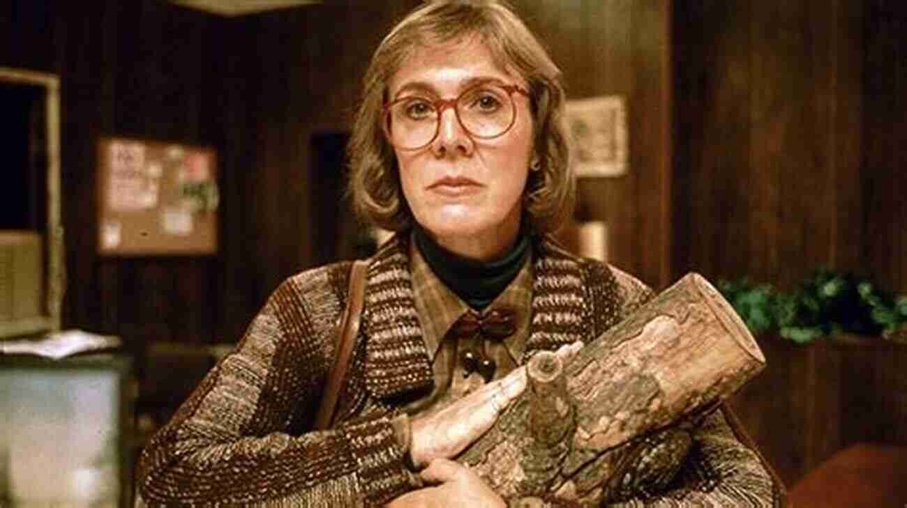 The Iconic Log Lady Twin Peaks Facts And Trivia: Twin Peaks Questions And Answers