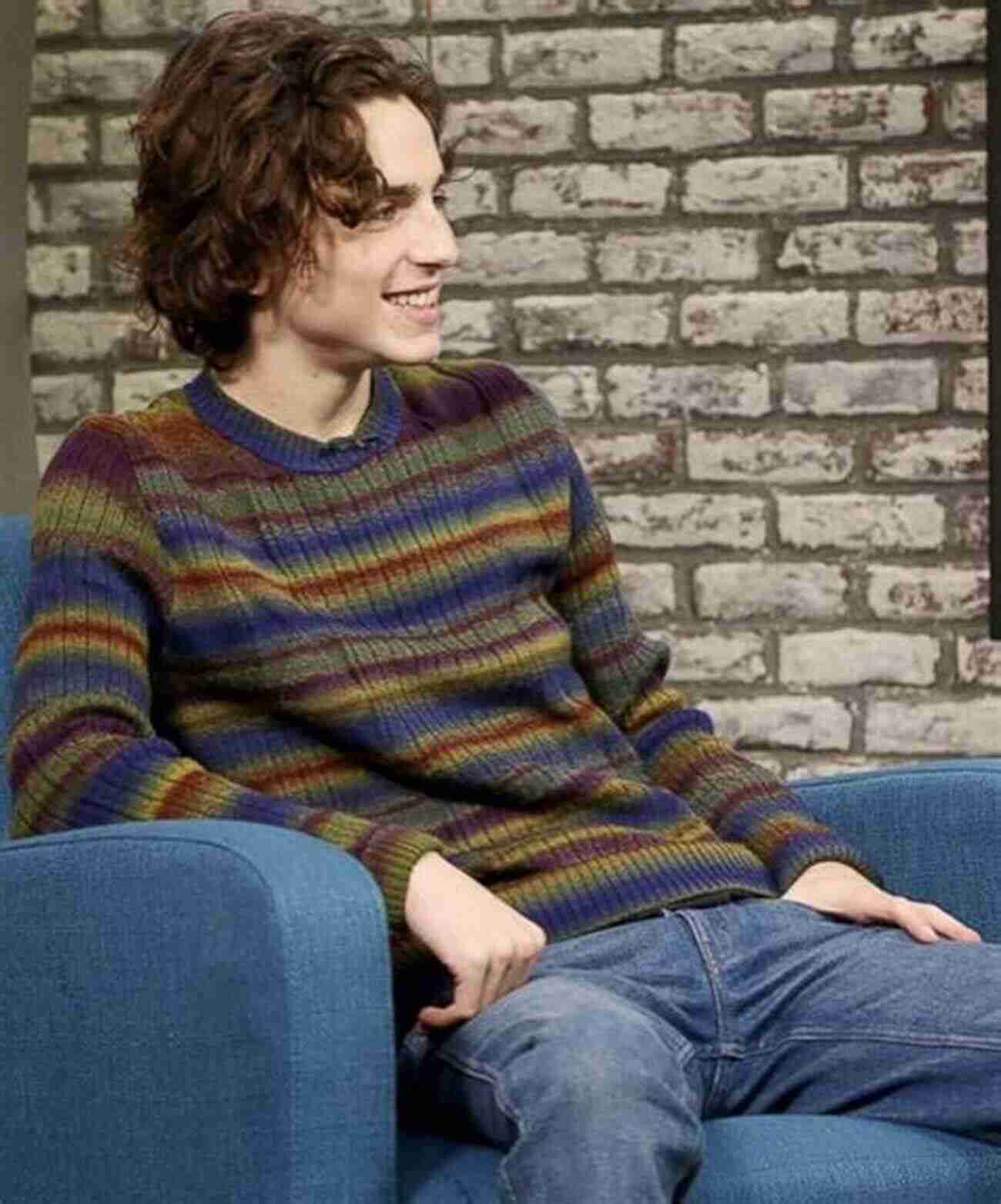 Timothée Chalamet Wearing A Glamorous Chunky Cardigan Vintage Hollywood Knits: Knit 20 Glamorous Sweaters As Worn By The Stars